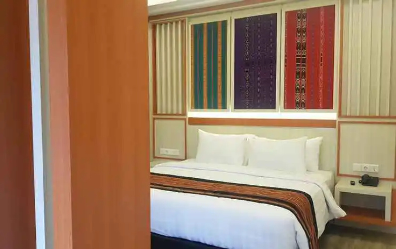 Hotel Simfony Alor
