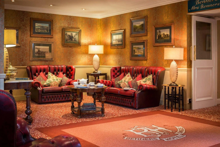 Dingle Benners Hotel