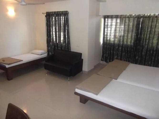 Hotel Rajshree Lodging