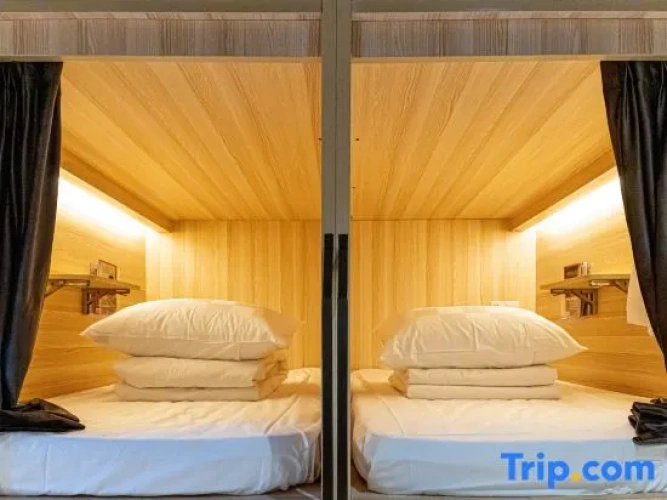 Bed in Dorm (female dorm)