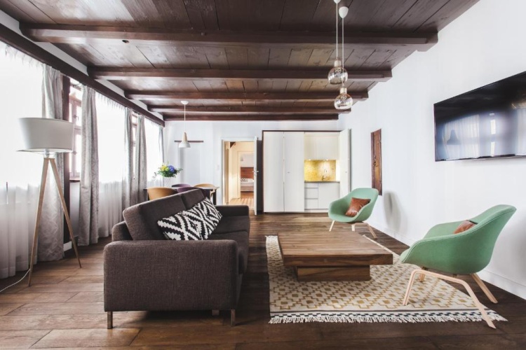 1 Bedroom Apartment