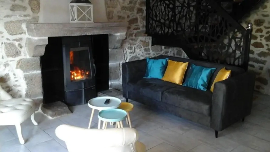 2 Bedrooms Cottage