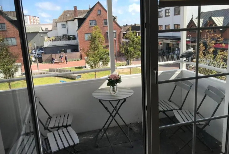 STADTHAUS-No-2-350m-zum-Strand