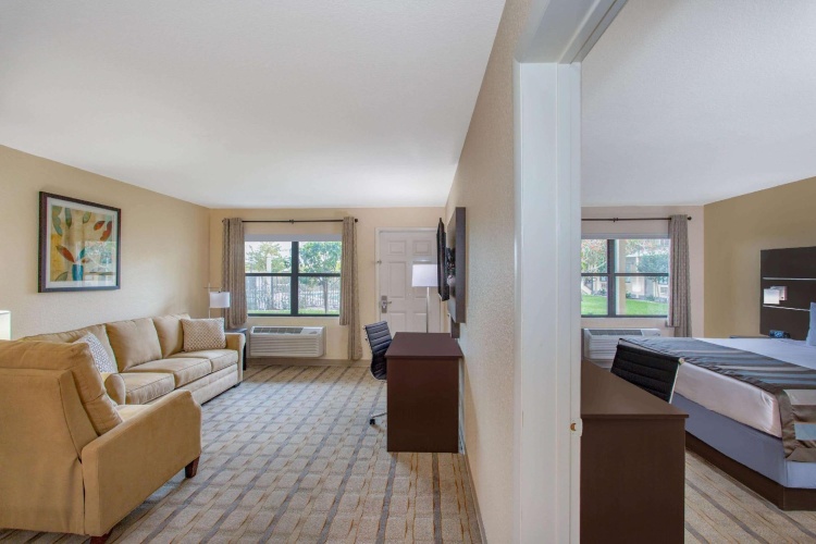 1 Bedroom Double Suite