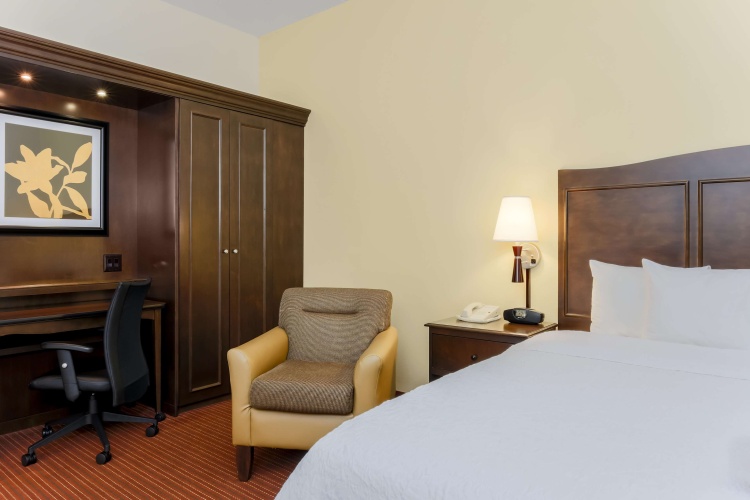 Hampton Inn Champaign/Urbana photo 6