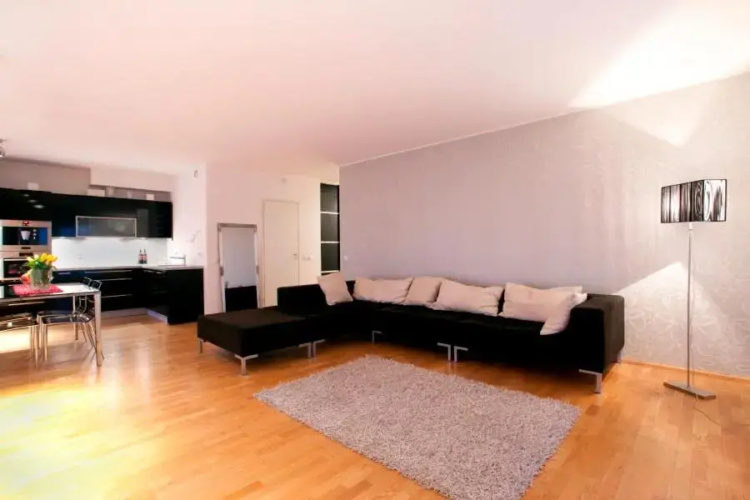Tatari Apartment