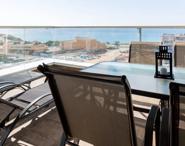 3 Bedrooms Luxury Apartment beachfront