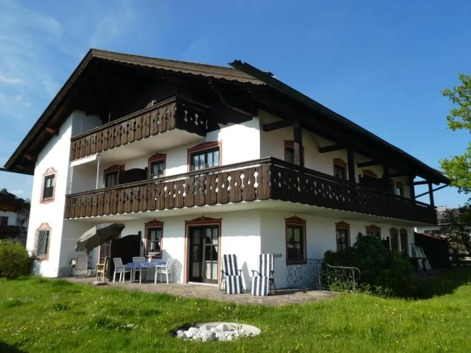 2 Bedrooms Apartment