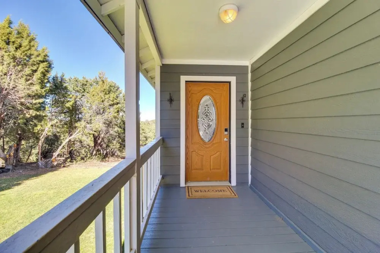 Eagar Vacation Rental Home w/ Spacious Deck!