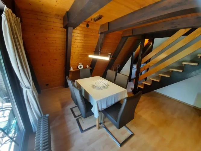 2 Bedrooms Cottage