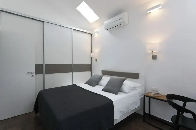 Apartment M&J