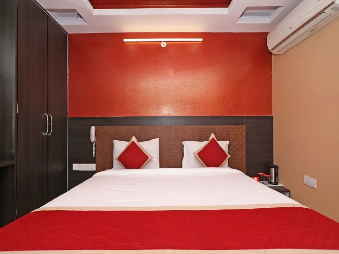 Fabhotel Sanjay Palace