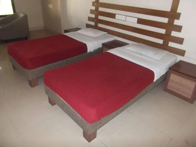 Hotel Nikhil Garden