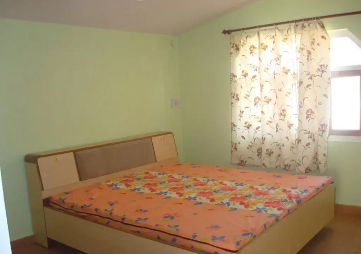 Gemini Inn