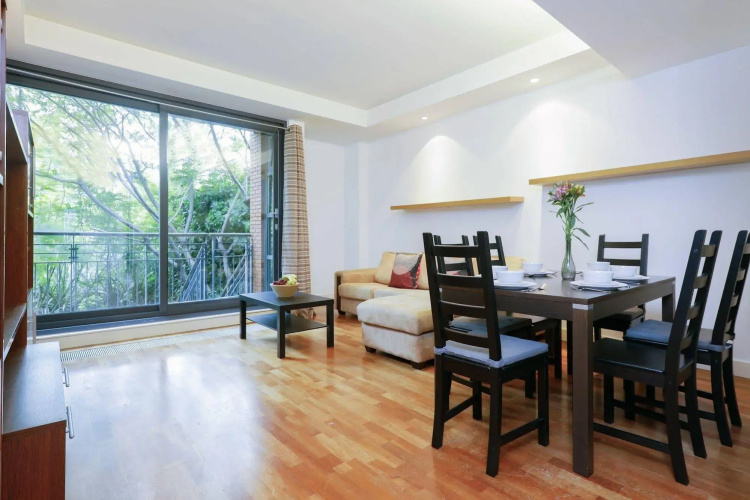 Olive Níké Apartments