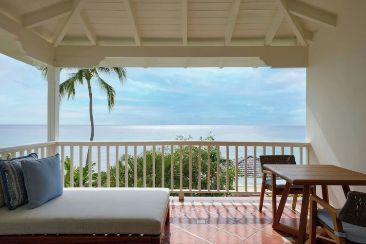 Quadruple Junior Suite oceanfront