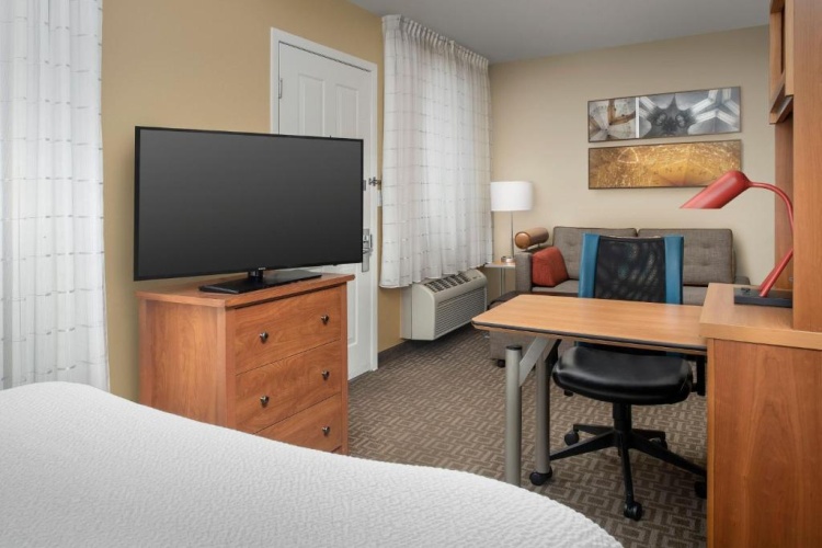 Deluxe Double Suite