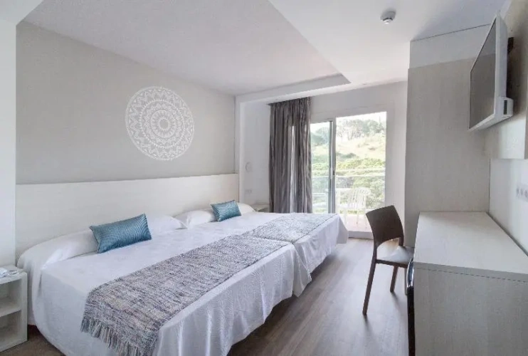 Standard Double room with balcony