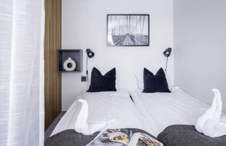 Hoom Home & Hotel
