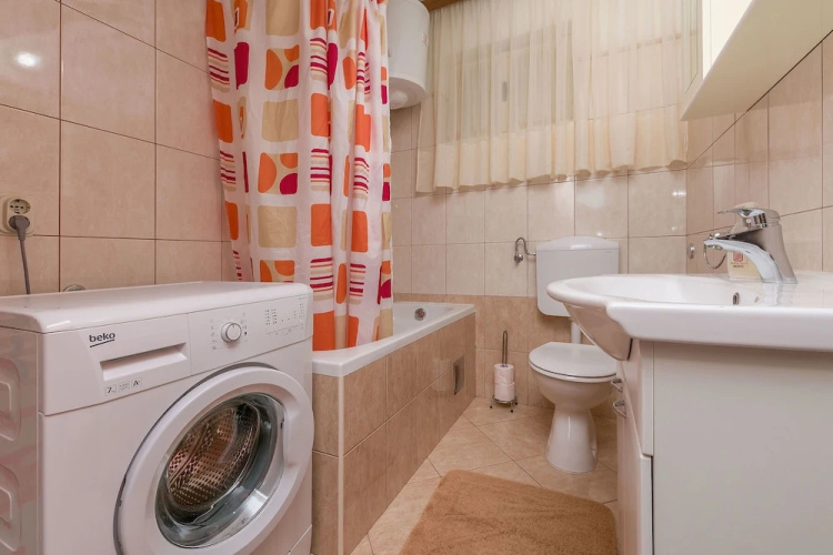 Apartment Proti
