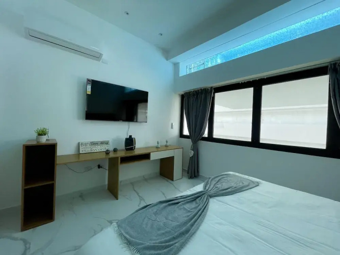 Cozy 2 BR Aparment With Private Pool