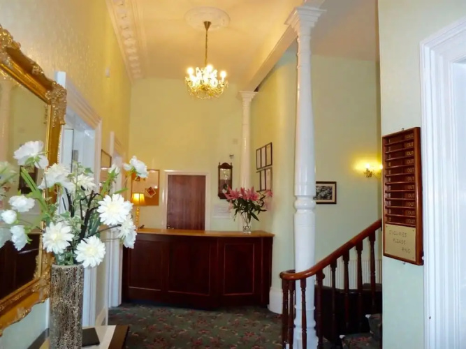 Cloudlands - Guest house