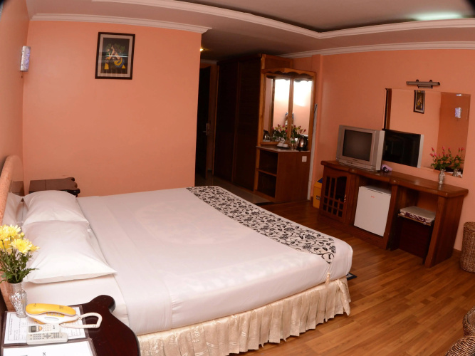 Regal Central Hotel
