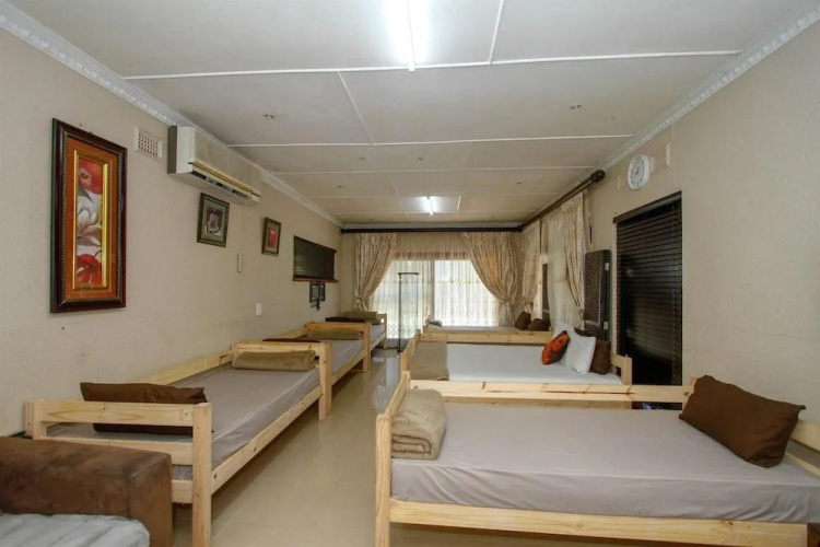Umhlanga Backpackers