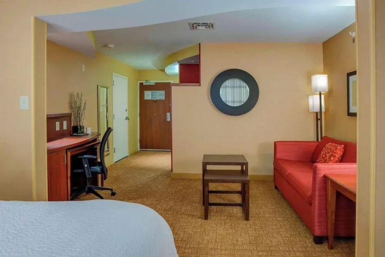 1 Bedroom Suite