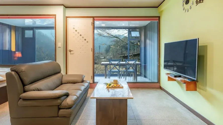 Gapyeong Poin Poolvilla Pension