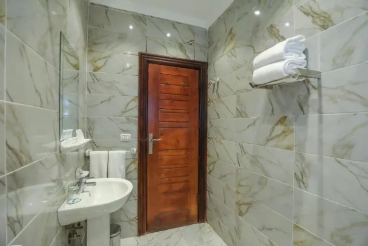 Standard Double room with city view