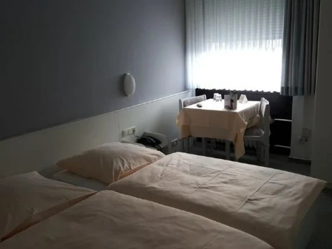Hotel-Restaurant Neyses am Park