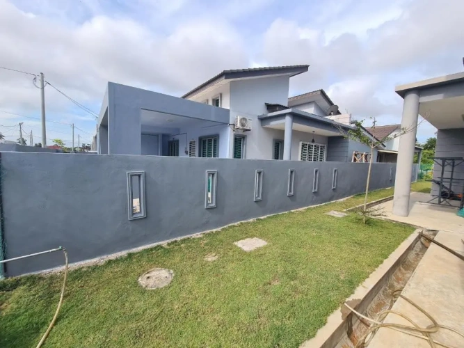 4 Bedrooms Cottage