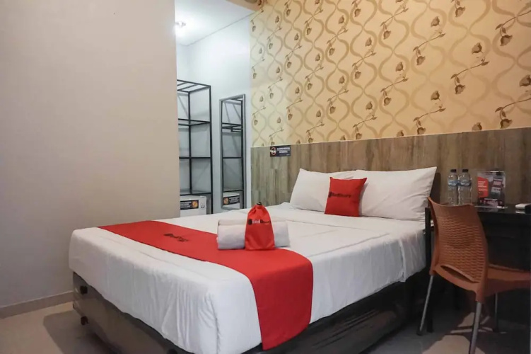Double D9 Guesthouse by Oyo Rooms