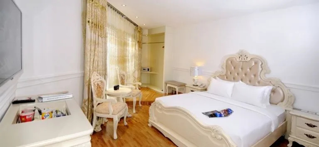 Me Saigon Boutique Hotel