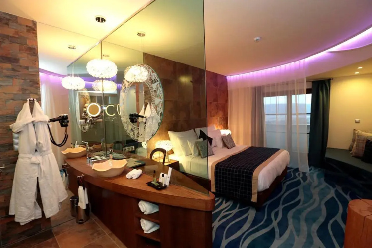 Hotel Cascade Resort & Spa