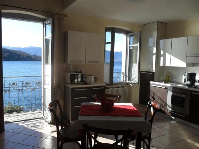 1 Bedroom Duplex Apartment with balcony