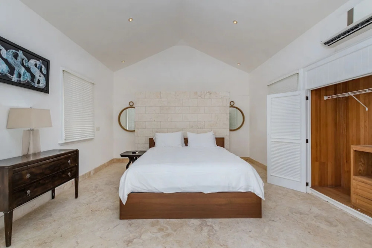 Luxury 2-level villa in Punta Cana