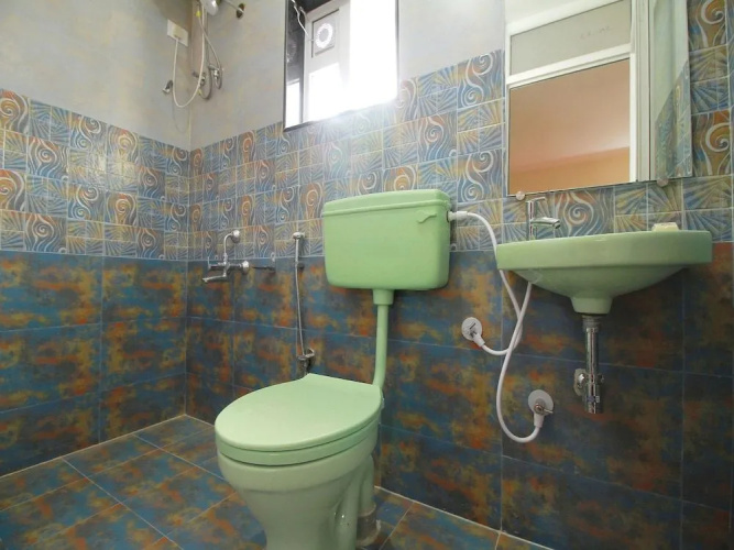 Oyo 14240 Mohan Residency