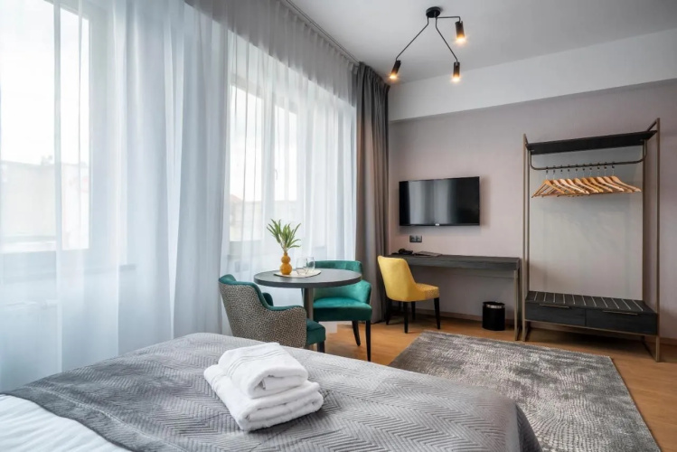 Green Hotel