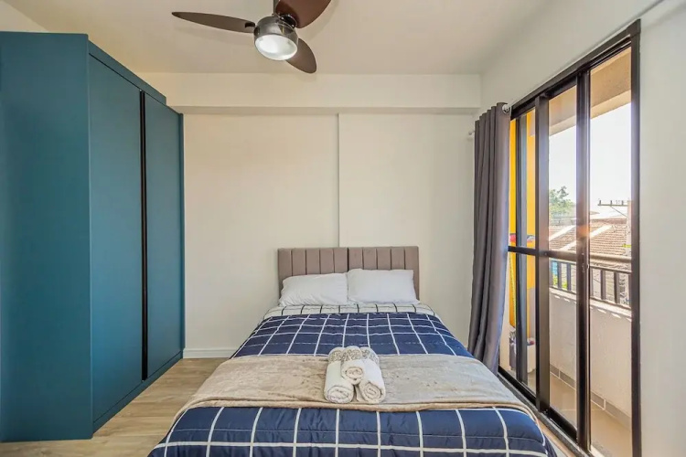 Loft com Smart Lock e Varanda no Bresser