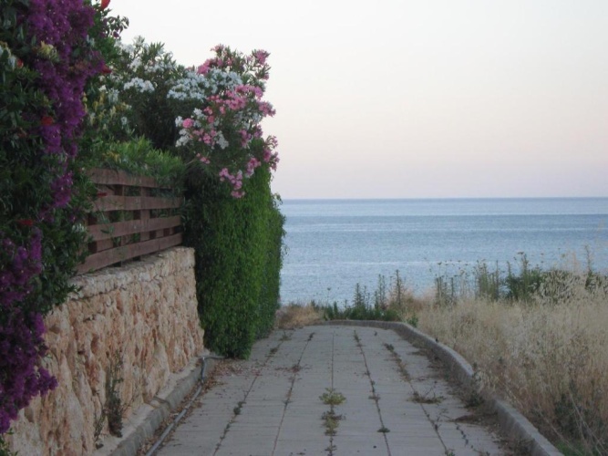 3 Bedrooms Villa