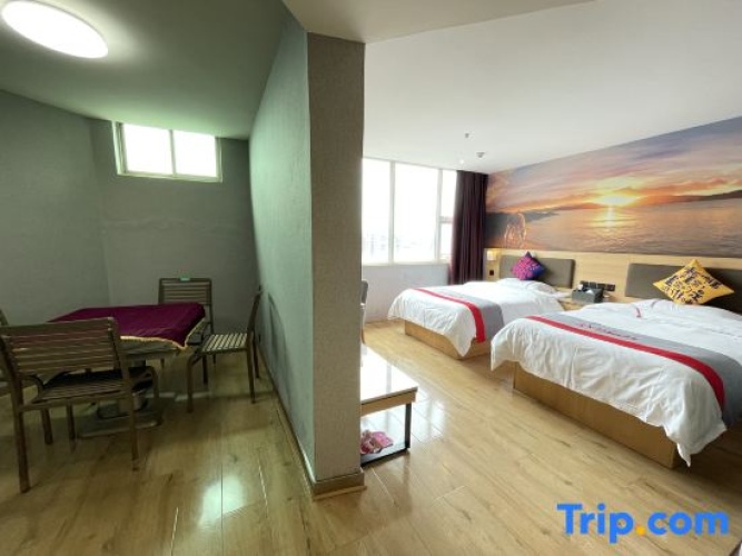 Standard Double room with city view