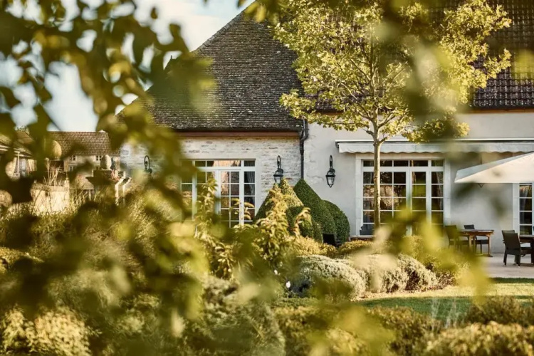 COMO Le Montrachet