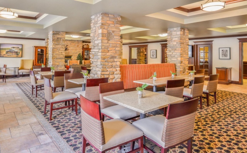 The Evergreen Hotel photo 30