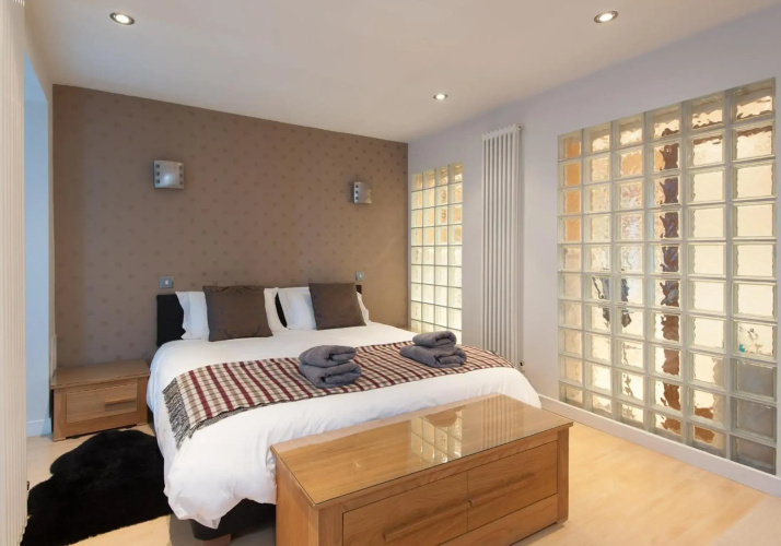 The York Place Residence