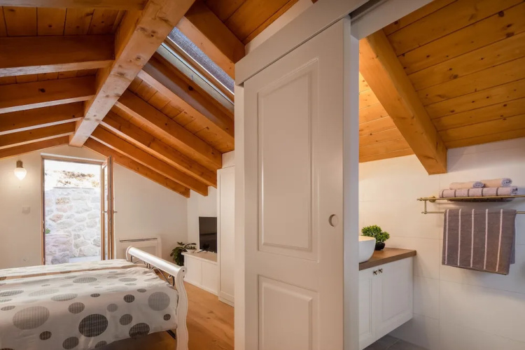 Rustic luxury villa Fulmin