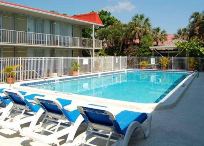 Ramada Stuart