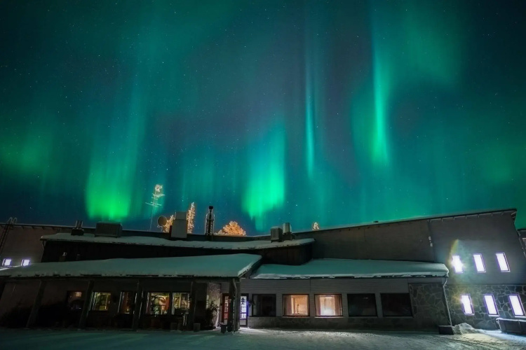Santa's Hotel Aurora & Igloos - Rovaniemi