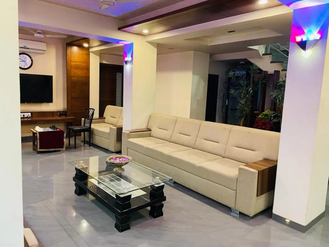 Hotel Dhantara